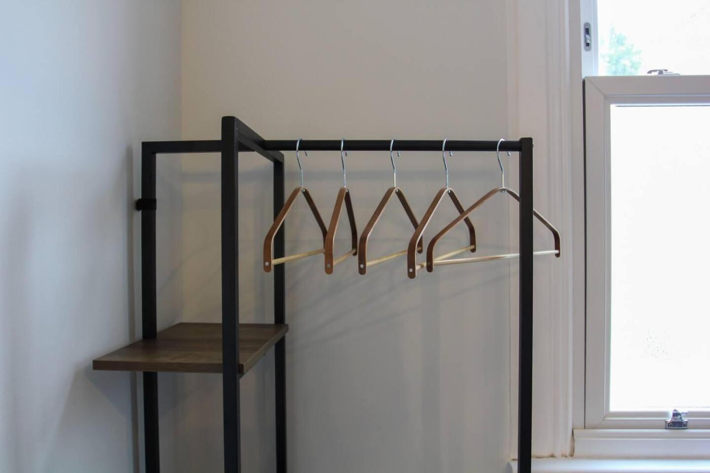 Studio-Sleeps 4-10 Min H Potter-17 Min London Watford  Dış mekan fotoğraf